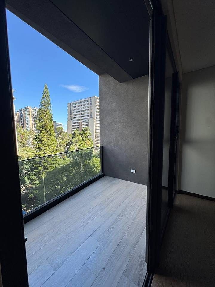 Apartamento en Zona 10, Guatemala, foto 5 de 12