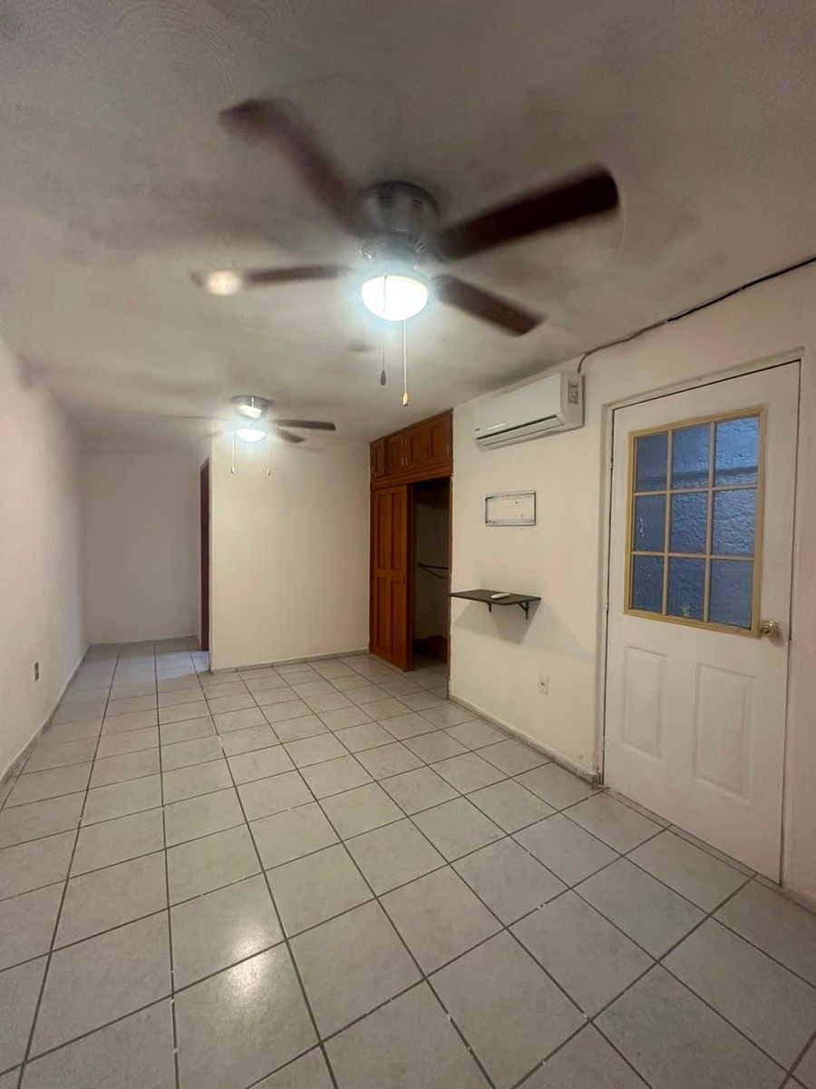 Casa em Jardines Del Valle, Zapopan, foto 4 de 11