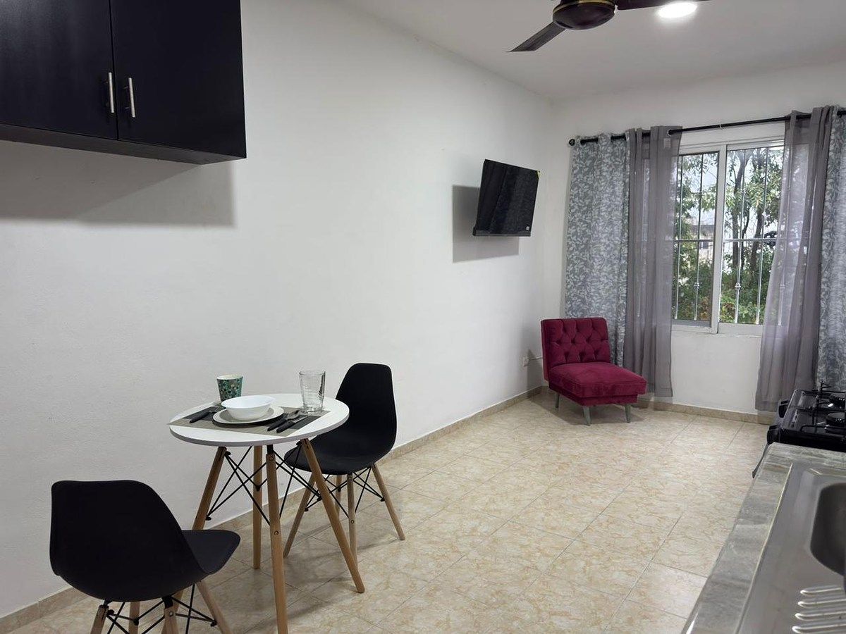 Estúdio para Aluguel no Residencial Andalucía, Cancún | $8.000 MXN, foto 1 de 8