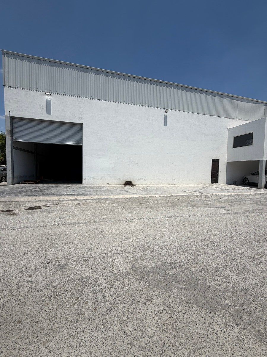 Commercial Storage Unit in Los Altos, General Escobedo, photo 2 of 6