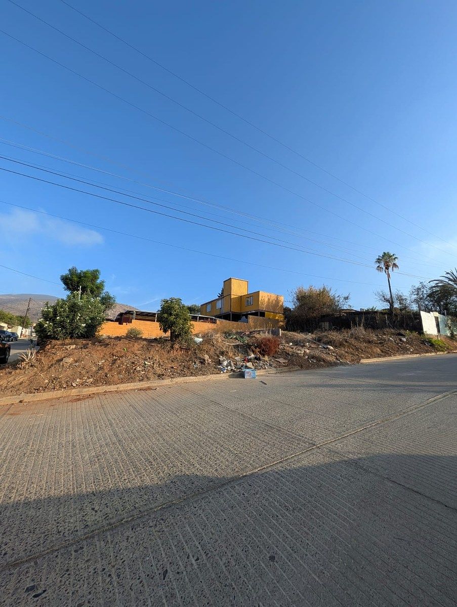 TERRENO CON POTENCIAL PARA DESARROLLAR VIVIENDAS, foto 1 de 10