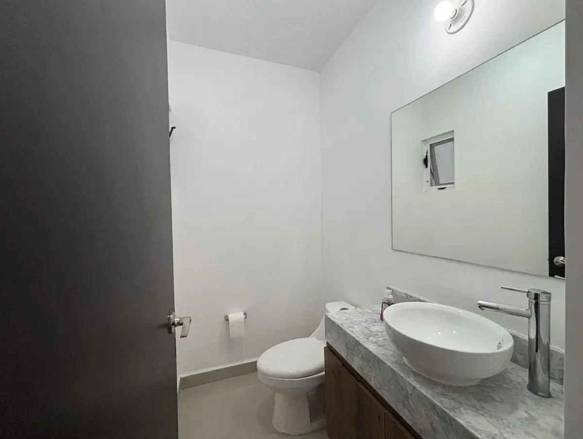 Casa em Residencial Santuario, García, foto 7 de 23