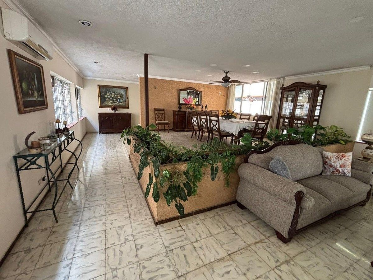 Casa à Venda na Colônia México, Mérida zona norte, foto 1 de 14