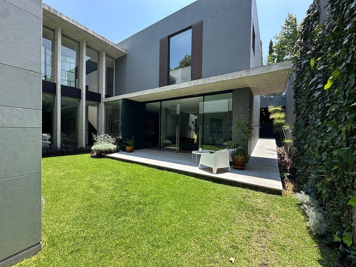 House in Bosque de las Lomas, Miguel Hidalgo, photo 13 of 26