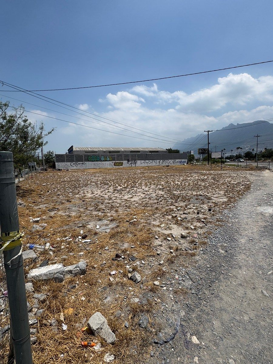 Terreno comercial en Inf Cuauhtémoc Infonavit, Santa Catarina, foto 2 de 3