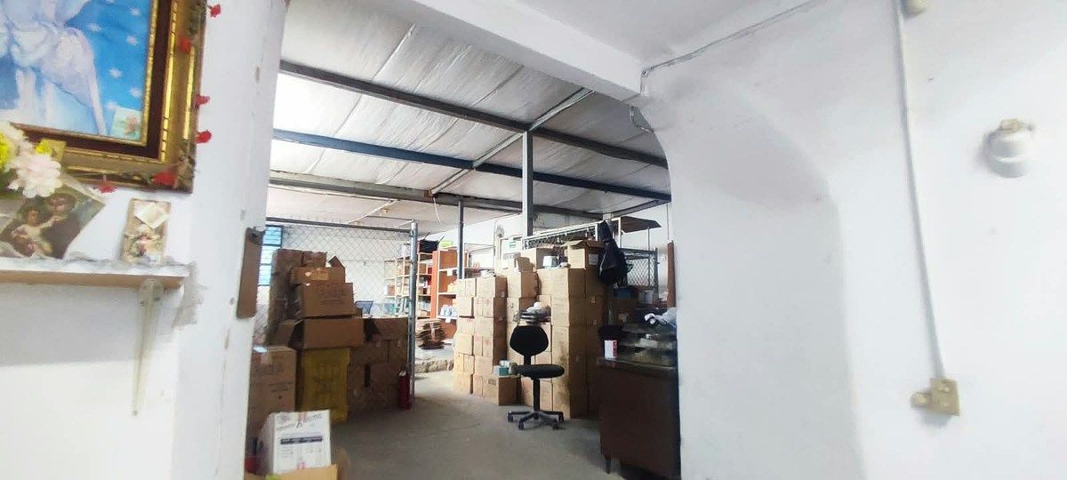 Commercial Storage Unit in Capilla de Jesús, Guadalajara, photo 7 of 16