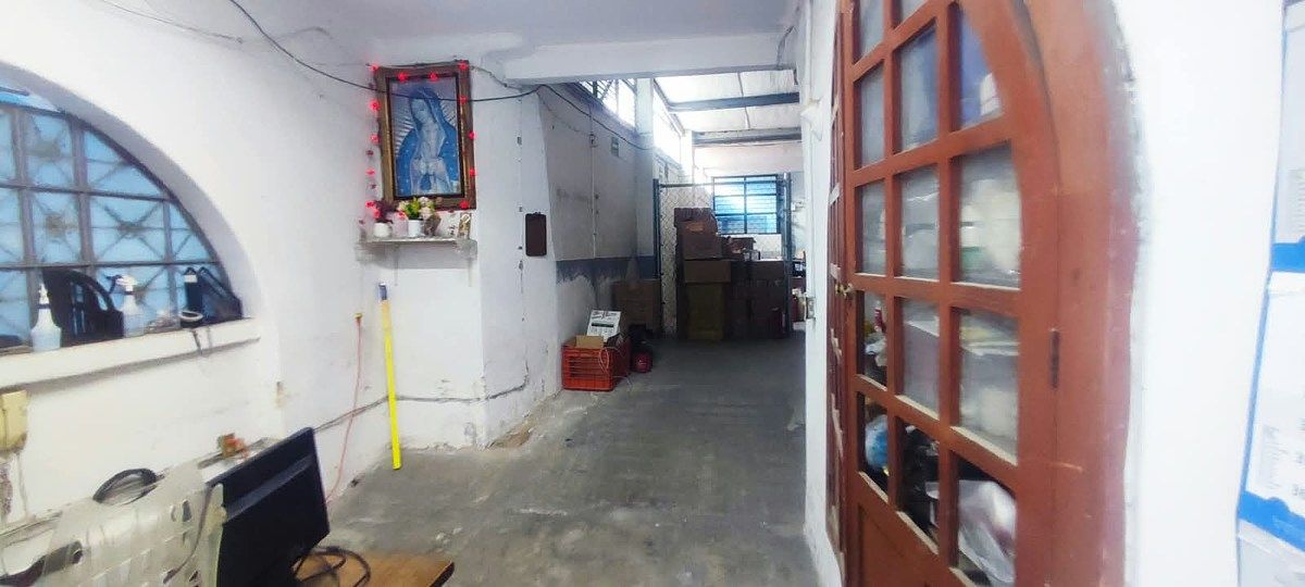 Commercial Storage Unit in Capilla de Jesús, Guadalajara, photo 6 of 16