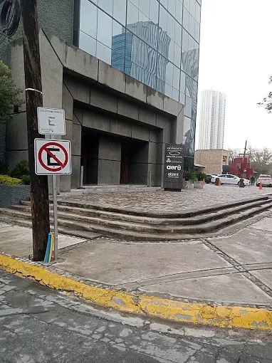 Aluguel de Escritórios na Avenida Roble em SPGG, foto 1 de 13