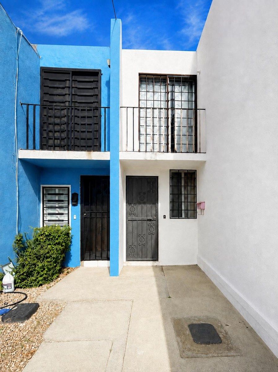 Duplex House for Sale in Playas de Tijuana, Jardines Section, photo 1 of 29