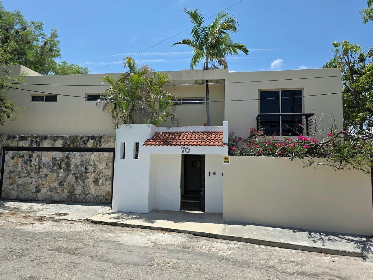 House in Chuburna de Hidalgo, Mérida, photo 3 of 26