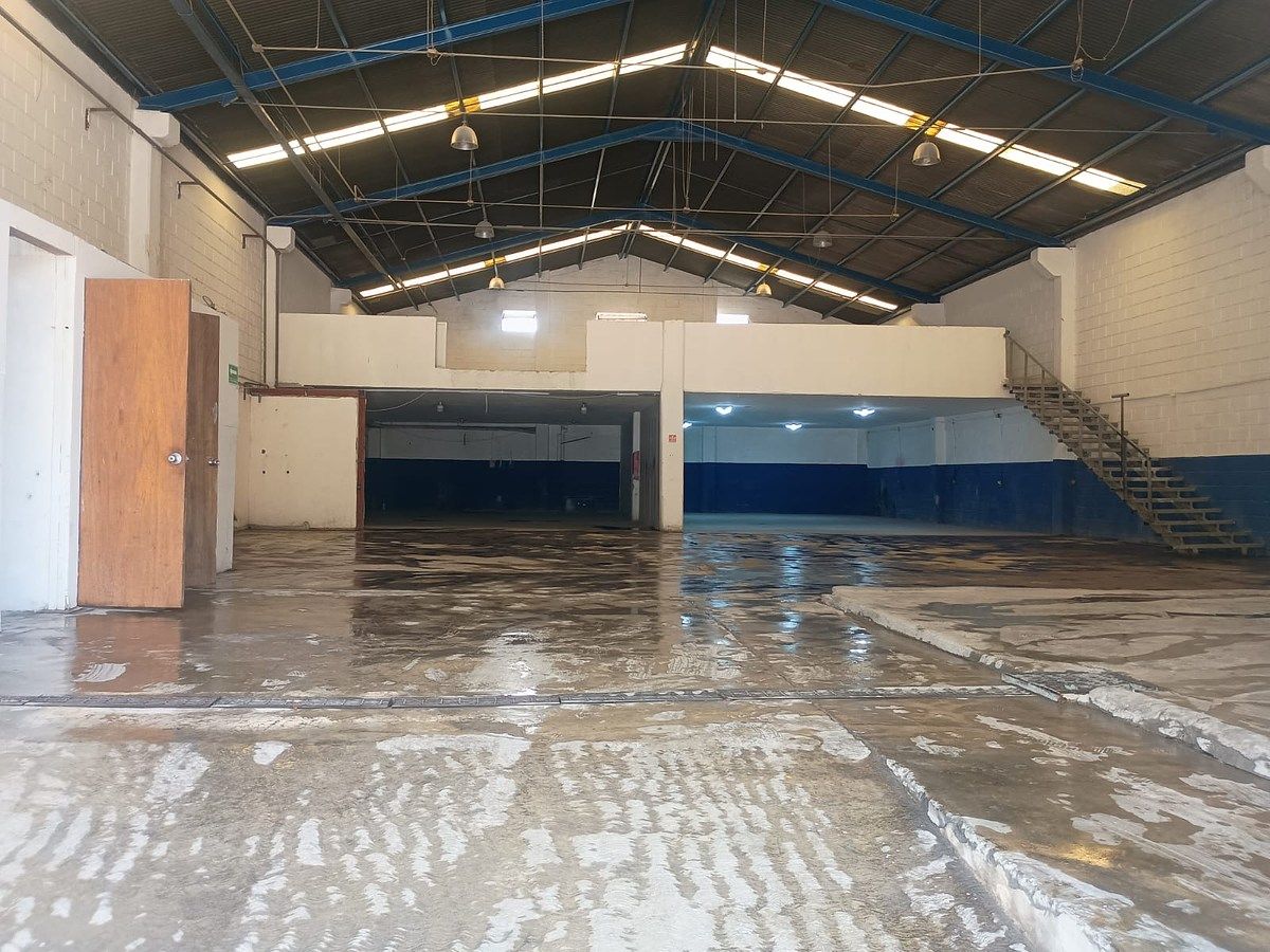 Galpão comercial em Mitras Sur, Monterrey, foto 2 de 17