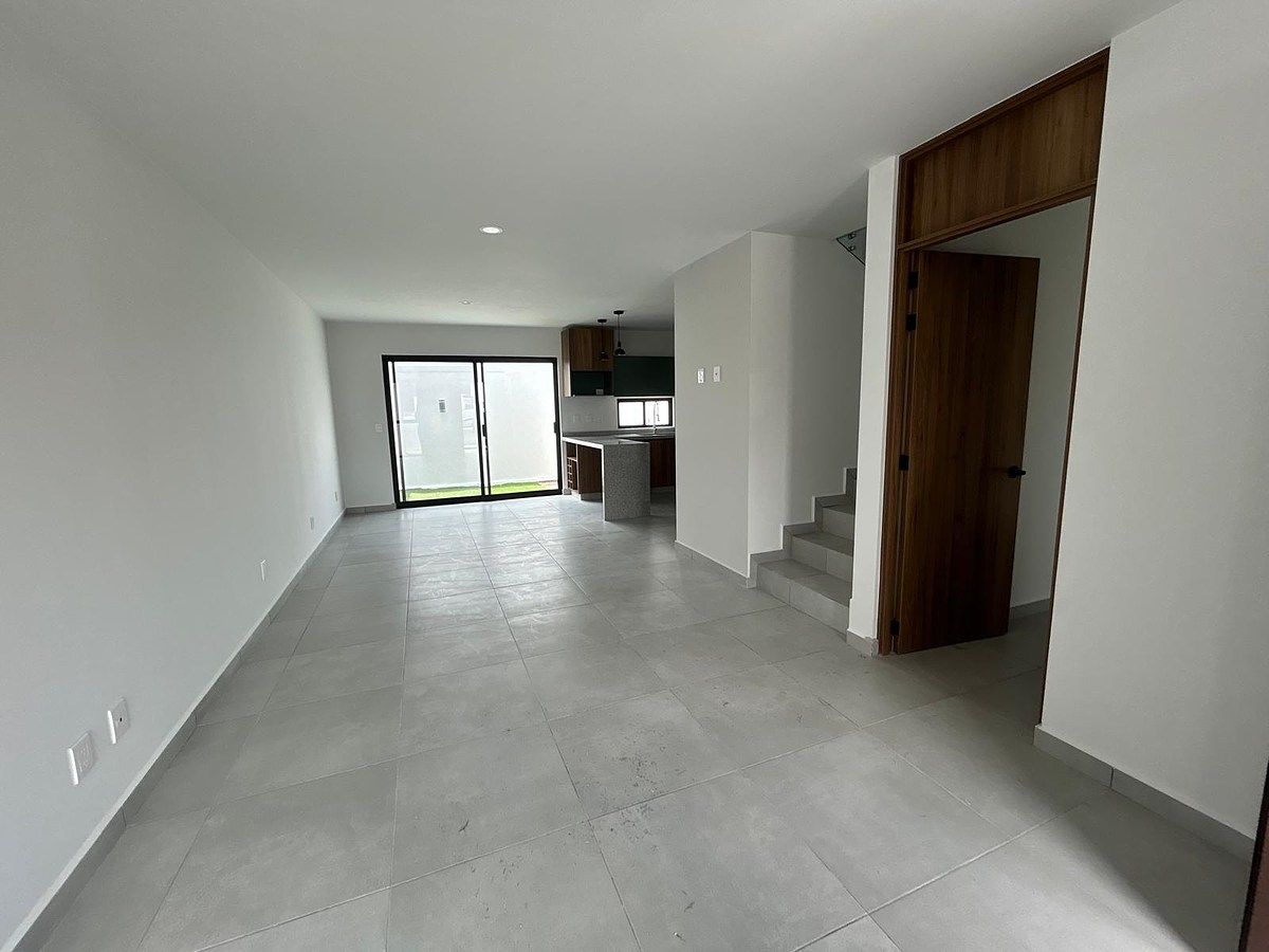 House in Gated Community in Capital Sur, El Marqués, photo 2 of 15