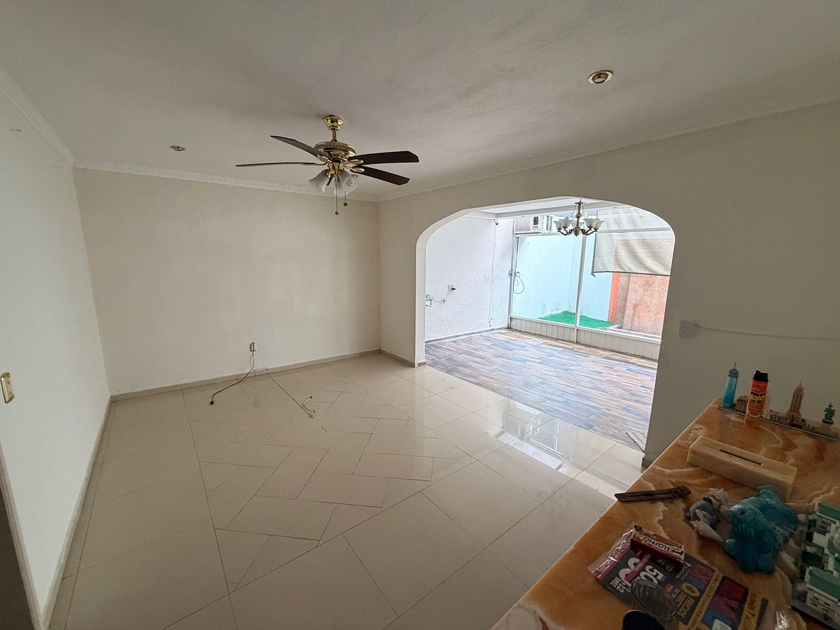 Casa em Sendero las Moras, Tlajomulco de Zúñiga, foto 8 de 23