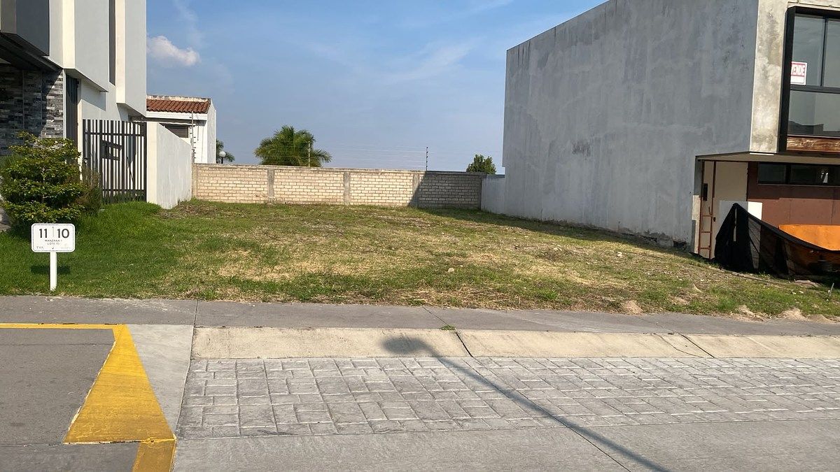 Lot in El Edén, Tlajomulco de Zúñiga, photo 2 of 6