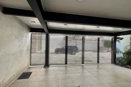 House for Rent in Bosques de Campeche | 4 Bedrooms and Pool