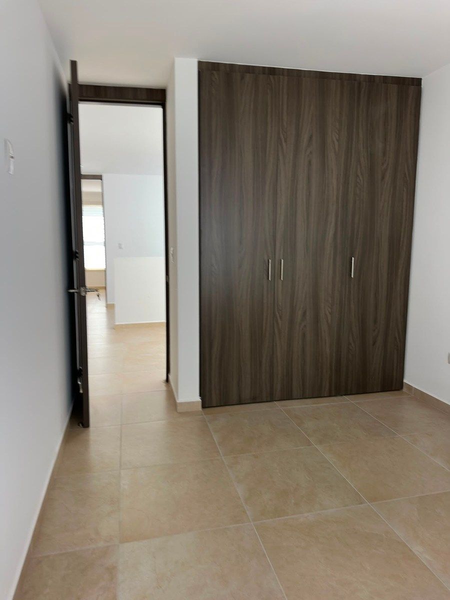 Casa em condomínio fechado em Zákia, El Marqués, foto 12 de 25