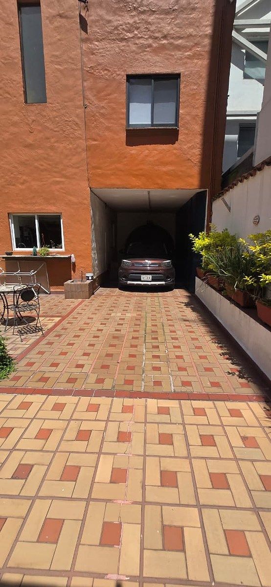 House in Del Valle Centro, Benito Juárez, photo 2 of 36
