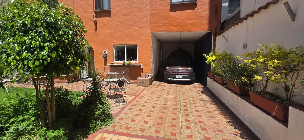 HOUSE FOR SALE COL. DEL VALLE CENTRO BENITO JUAREZ, photo 1 of 36