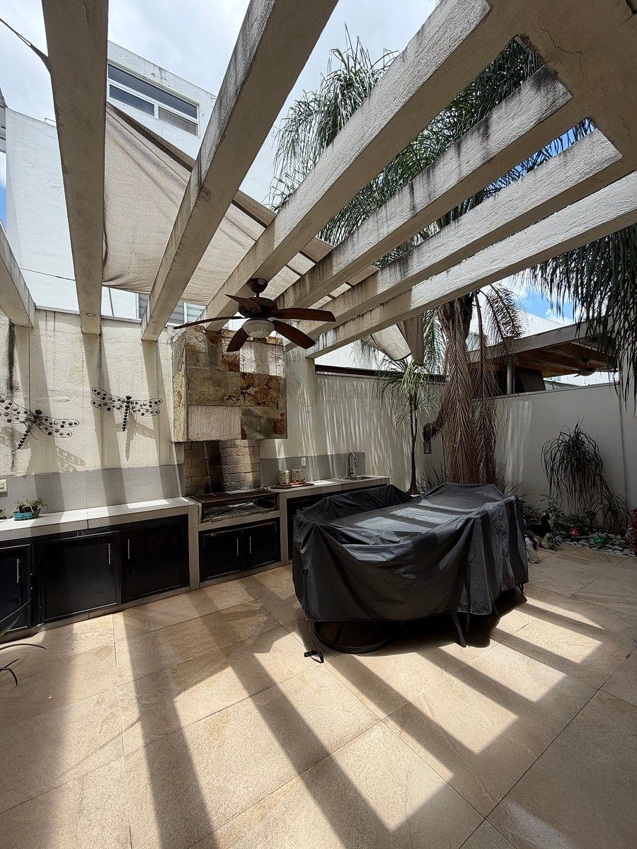 House in Cumbres Elite 8vo Sector, Monterrey, photo 13 of 25