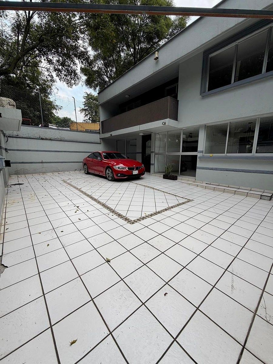 GARAGE, photo 12 of 12
