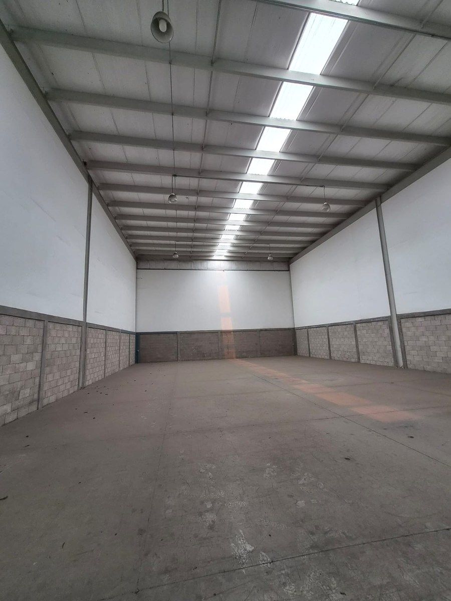 Industrial Warehouse in La Estancia, Apaseo el Grande, photo 5 of 7