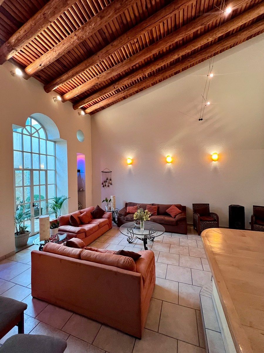 House in Hacienda de las Palmas, Huixquilucan, photo 2 of 29