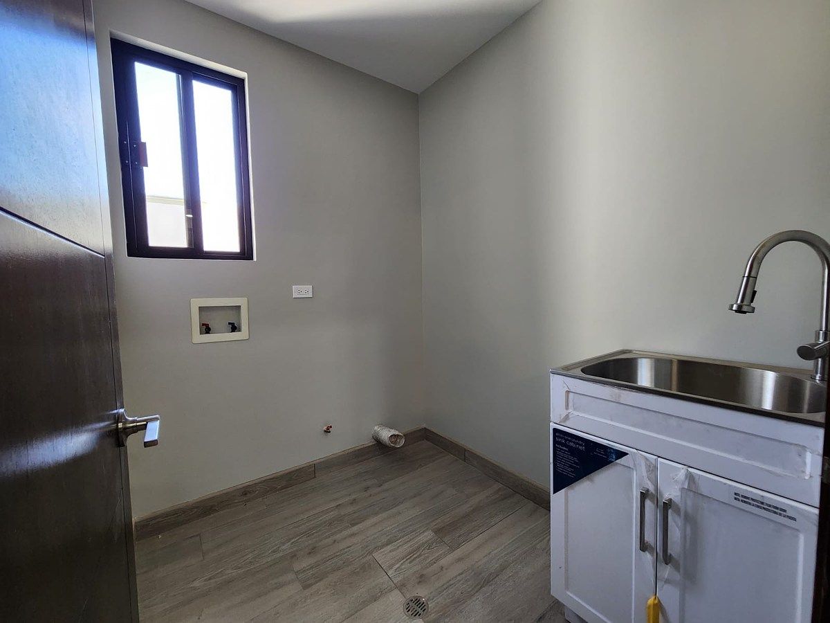Casa em Jardín Dorado, Tijuana, foto 6 de 24