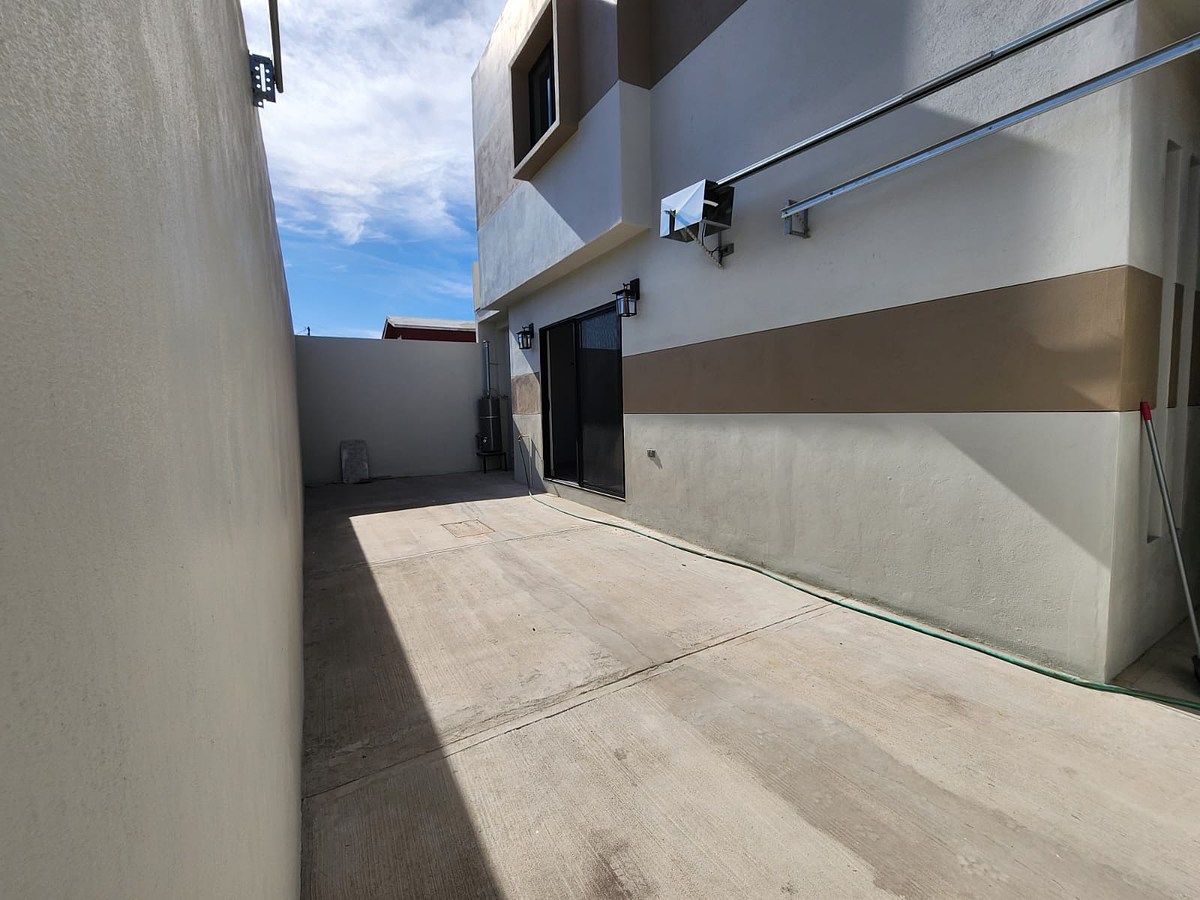 Casa em Jardín Dorado, Tijuana, foto 19 de 24