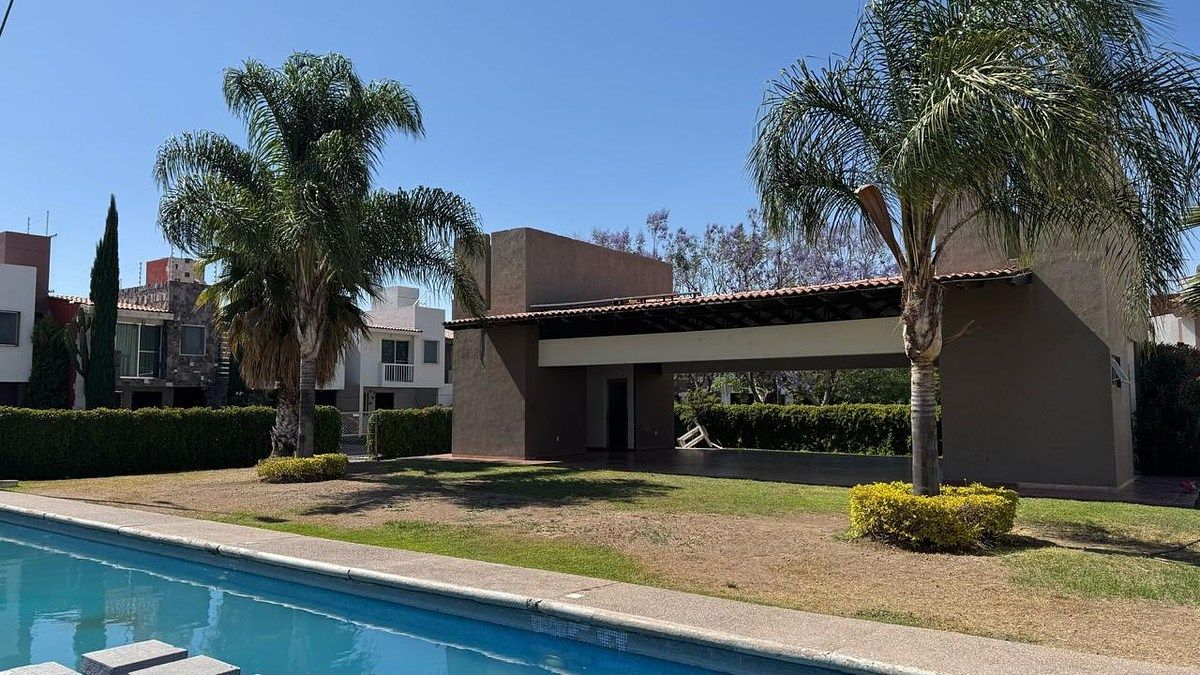 Casa em área privada com saída para León!, foto 1 de 18