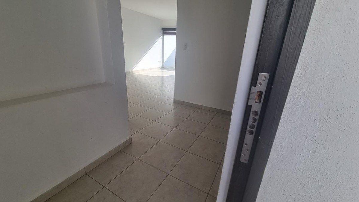 ENTRADA, foto 3 de 26