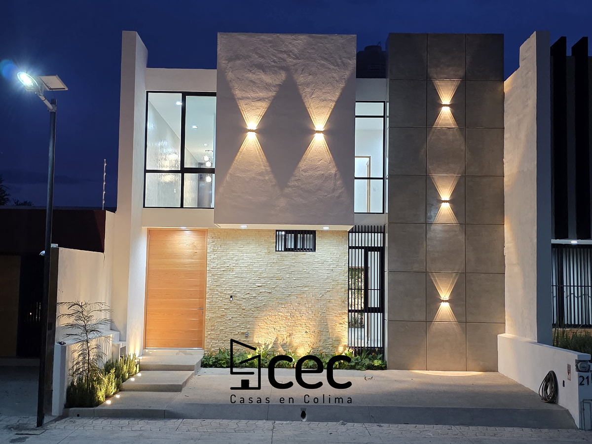 Residencia en Venta 2 Pisos en Coto Privado, 3 Recámaras, 3.5 Baños