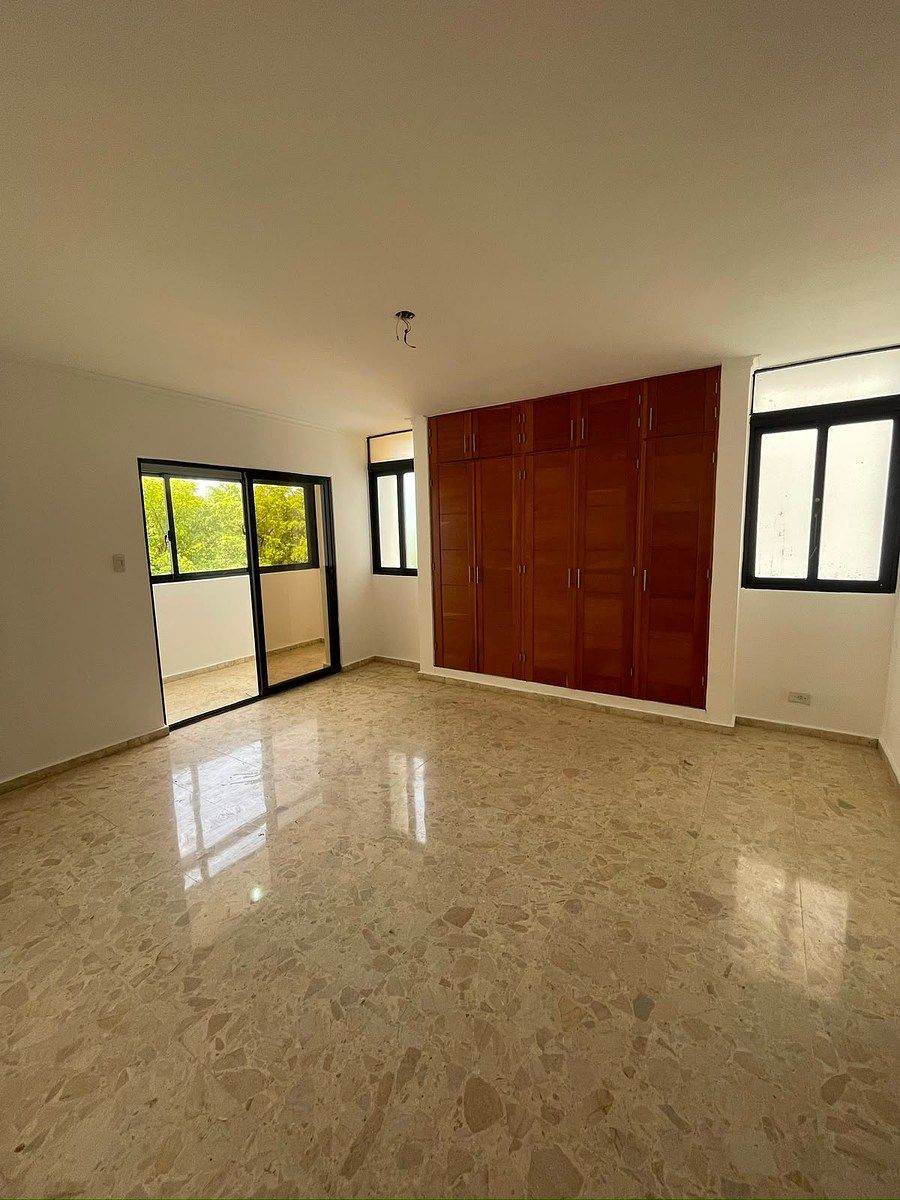 Apartamento en alquiler en la Av. Anacaona, foto 1 de 11