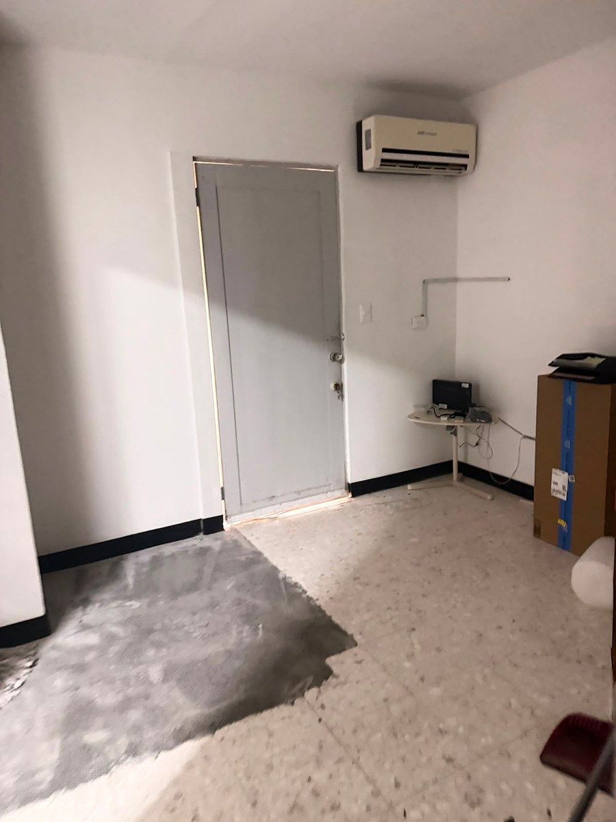 Sala Comercial em Fuentes del Valle, San Pedro Garza García, foto 2 de 11