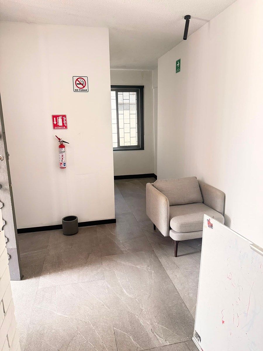 Sala Comercial em Fuentes del Valle, San Pedro Garza García, foto 7 de 11
