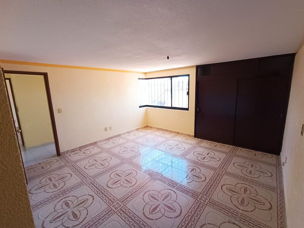 House in Ocho Cedros, Toluca, photo 9 of 18