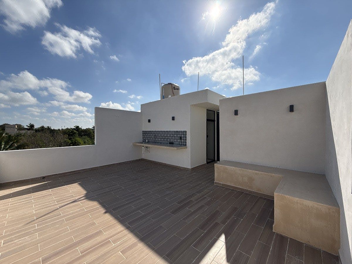 CASA EN VENTA EN CHICXULUB PUERTO, 2DA FILA , CASA DEL MAR , MODELO B - foto 4