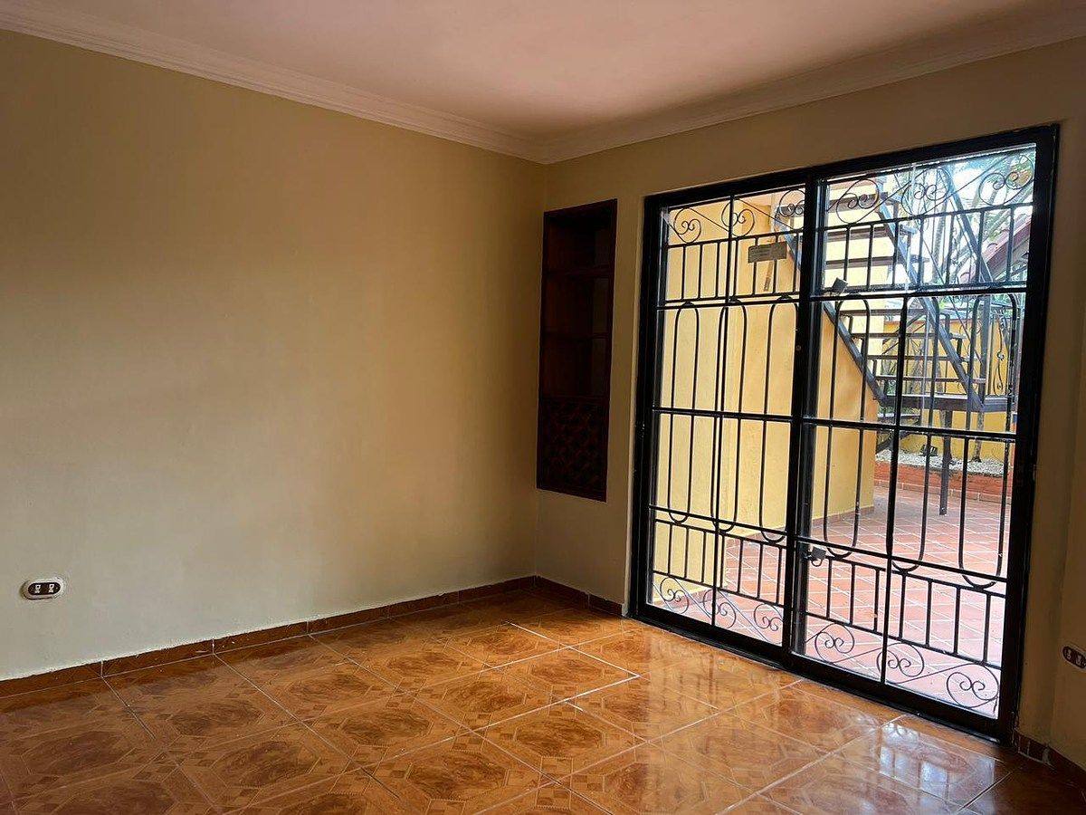 Casa en Alameda, Santo Domingo Oeste, foto 8 de 16
