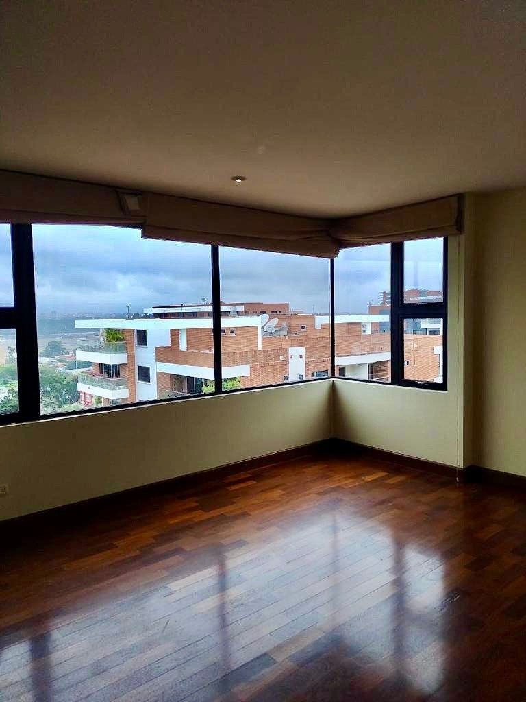 Apartamento en 14, Guatemala, foto 8 de 14