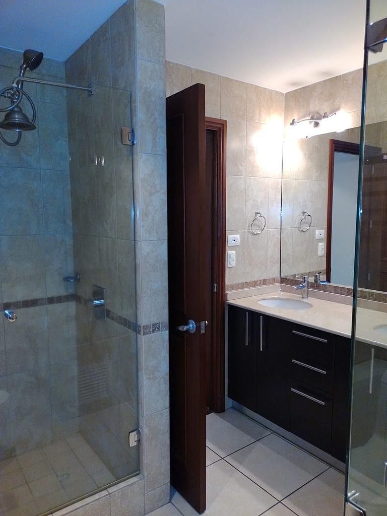 Apartamento en 14, Guatemala, foto 12 de 14