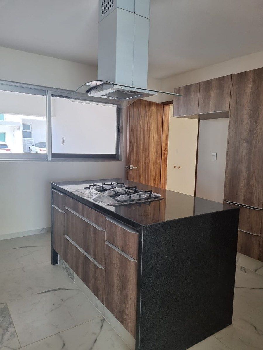 Casa em condomínio fechado em La Rioja, Tlajomulco de Zúñiga, foto 4 de 24