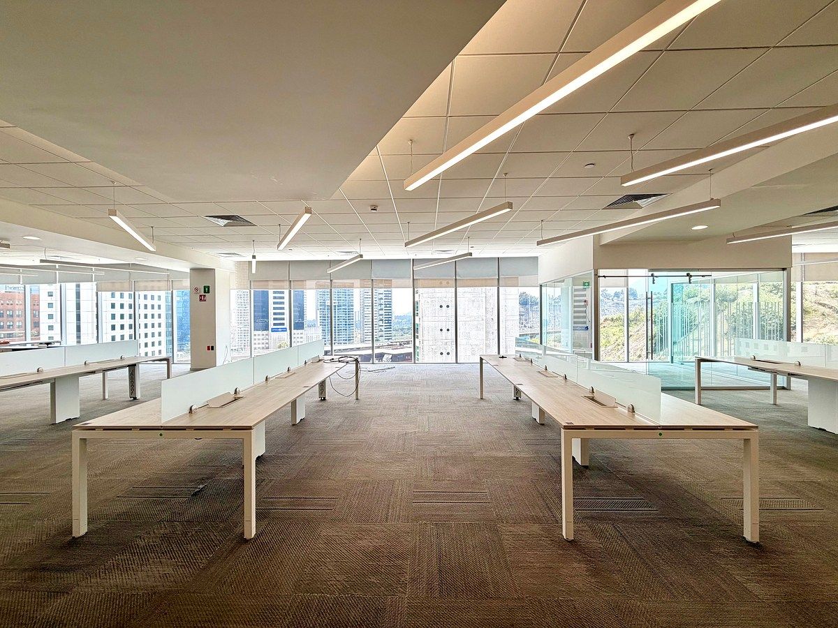 Office with panoramic view in Santa Fe | 1,248 m², photo 1 of 26