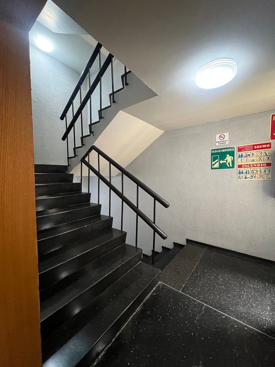 Office in Bosque de las Lomas, Miguel Hidalgo, photo 18 of 25