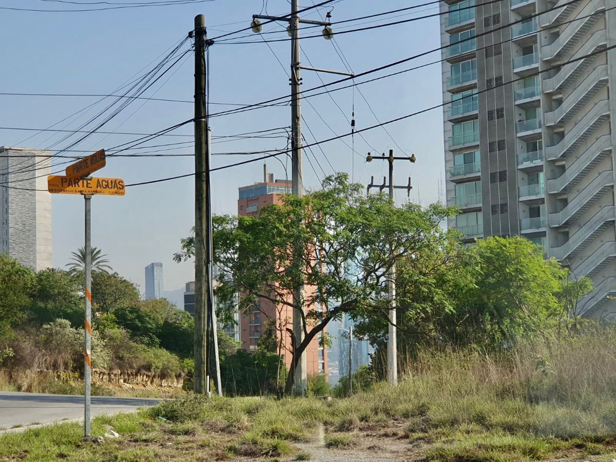 Terreno en Del Valle, San Pedro Garza García, foto 8 de 12