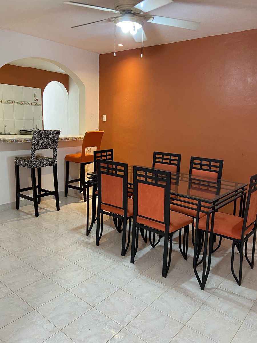 Casa em Jardines de Chuburna, Mérida, foto 3 de 18