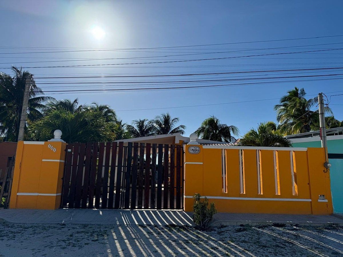 Casa de 1 Andar com 2 Quartos na Praia de Chelem, Puerto Yucatán, foto 1 de 14