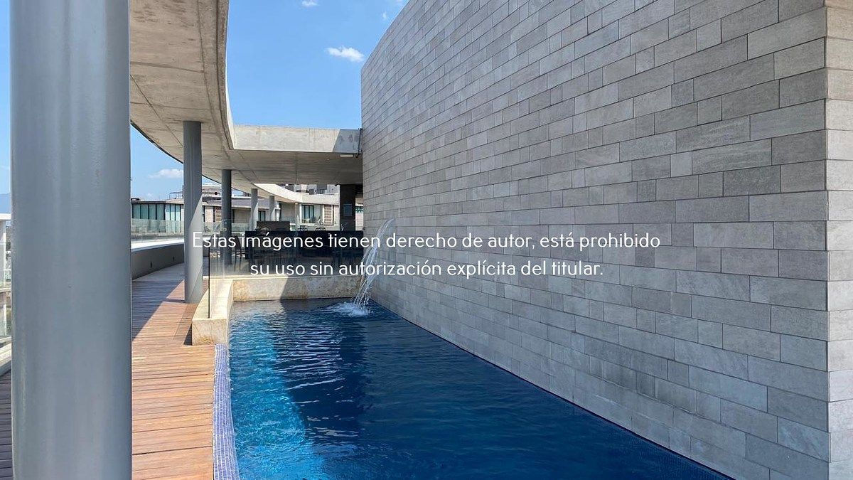 Ana Sur Alberca, foto 10 de 17