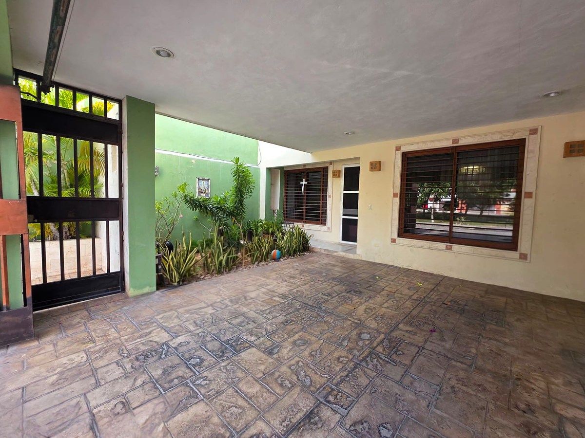 CASA EN VENTA EN MERIDA, YUCATAN EN FRANCISCO DE MONTEJO, foto 1 de 27