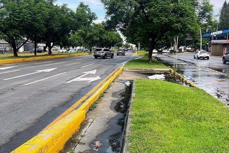 Terreno à venda na esquina da Av. Lázaro Cárdenas 👌🏻