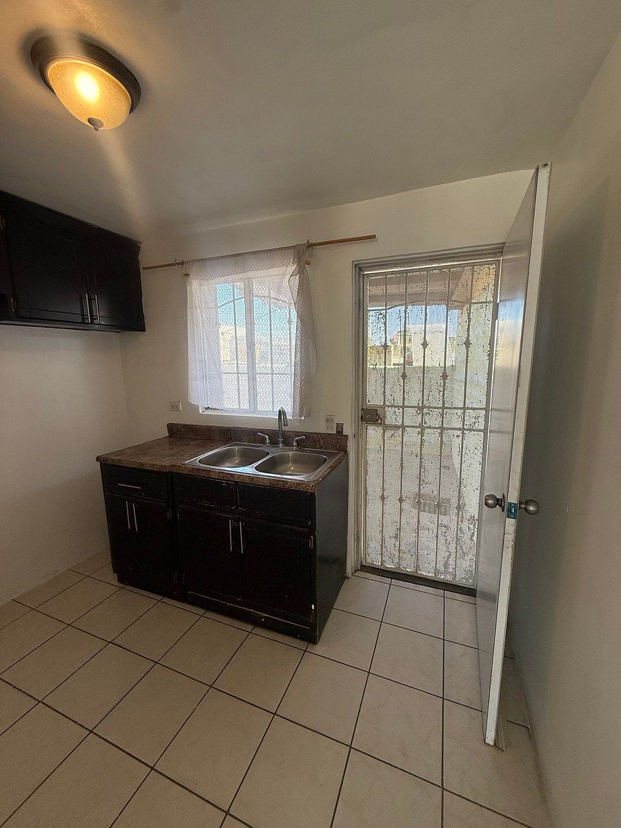 Casa em Urbivilla del Prado II Sección, Tijuana, foto 11 de 21