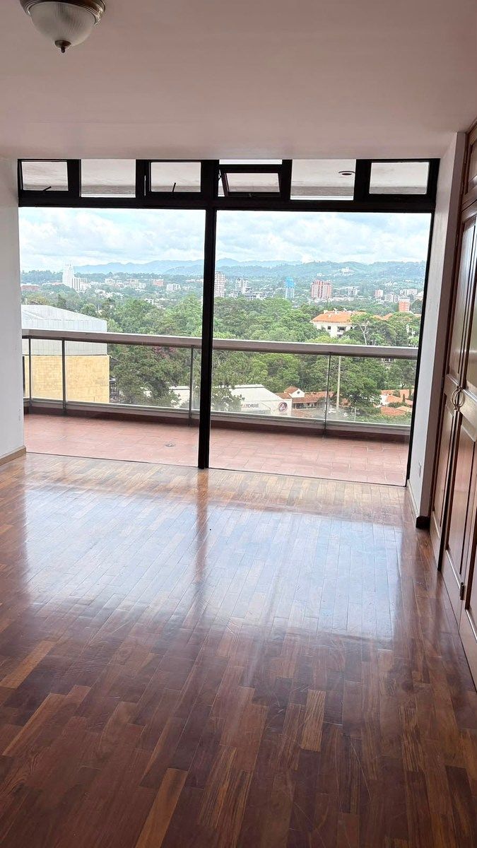 Apartamento en Zona 10, Guatemala, foto 6 de 16